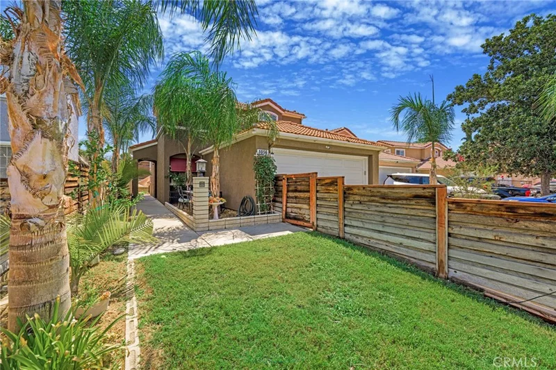 Photo 2 of 1056 Dahlia Court