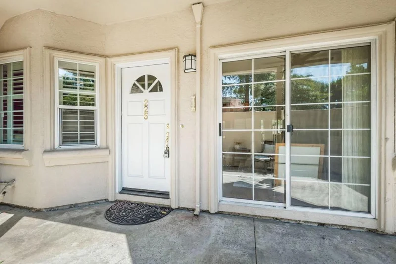 Photo 2 of 734 Northrup Street 225