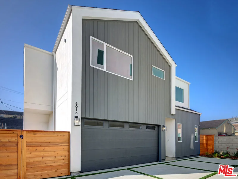 6016 Comey Avenue 6016