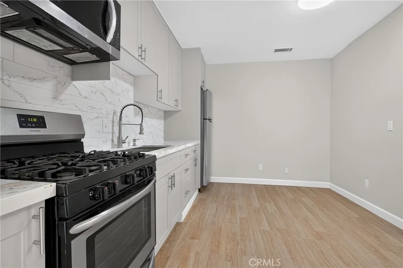 12448 Herrick photo 2