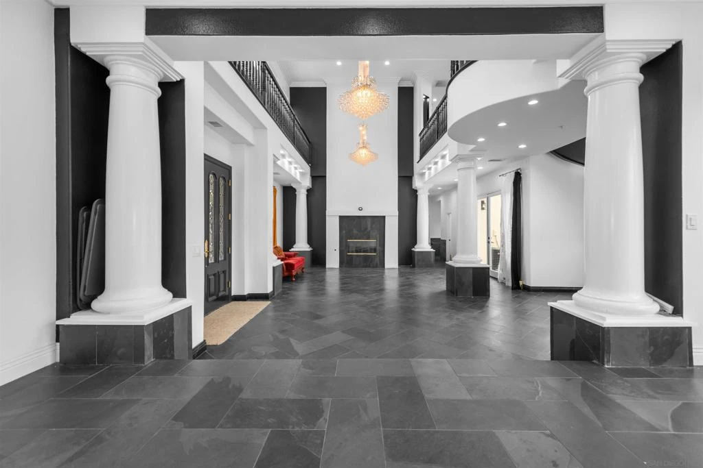 Interior 2