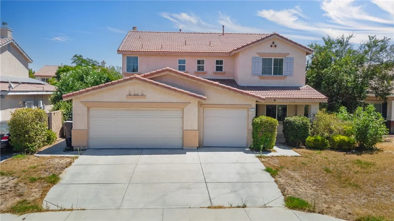 Photo 2 of 43722 Sawgrass