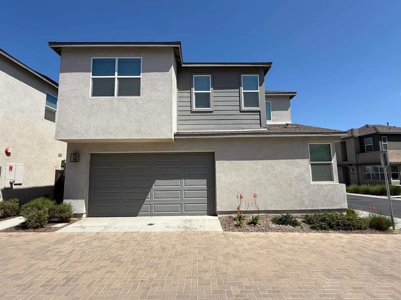 1767 Whitmore Loop