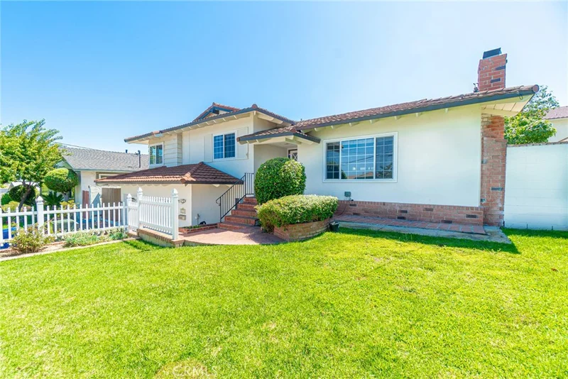 2370 W 239th