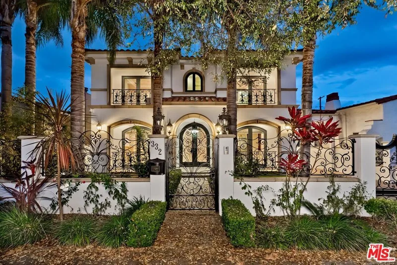 332 S Almont Drive, Beverly Hills, CA 90211