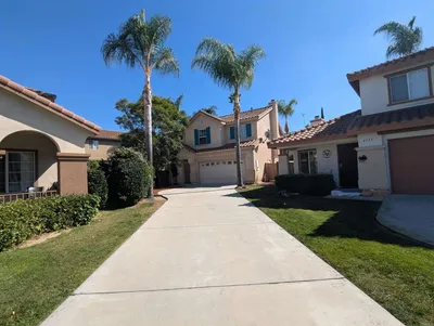 4737 Lagunita Way