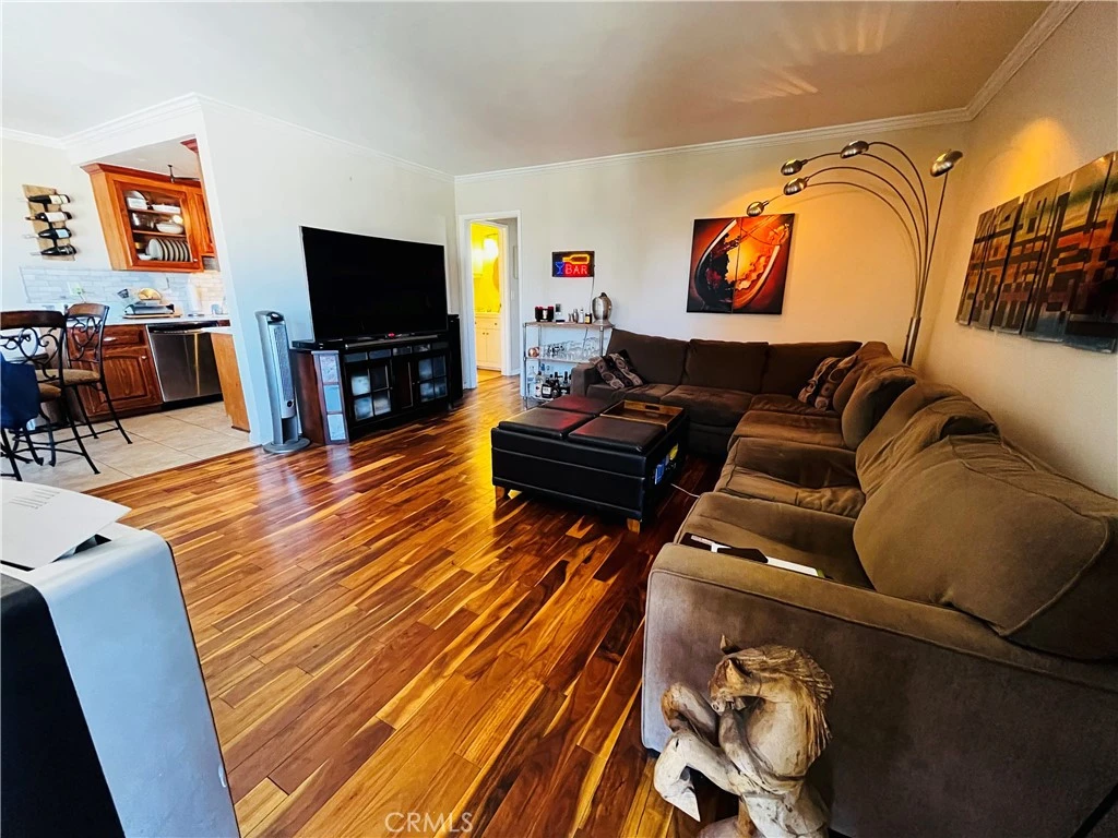 Interior 2