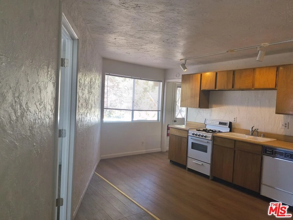 Interior 1