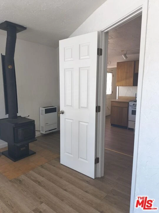 Interior 3
