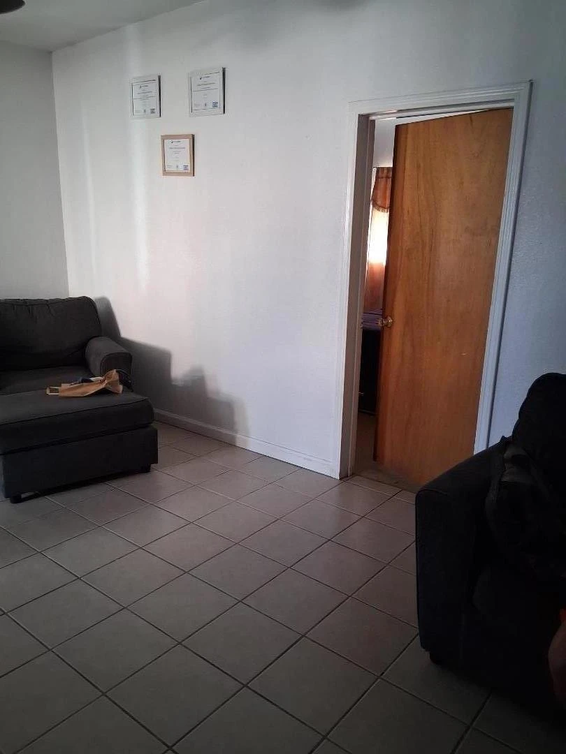 Interior 3