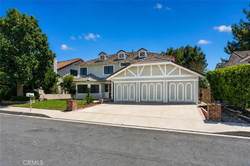 Photo 2 of 22060 Cedardale Drive