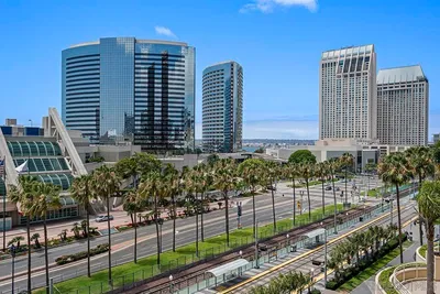 200 Harbor Drive 703