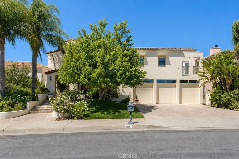 24907 Marbella Court photo 2
