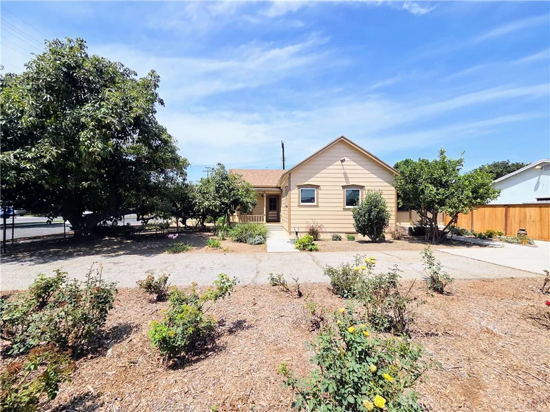 9497 Foster Road photo 2