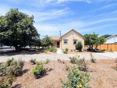 9497 Foster Road photo 2
