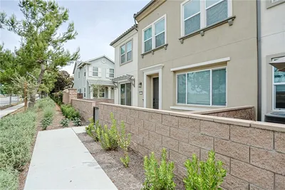 3222 S Lafayette Paseo
