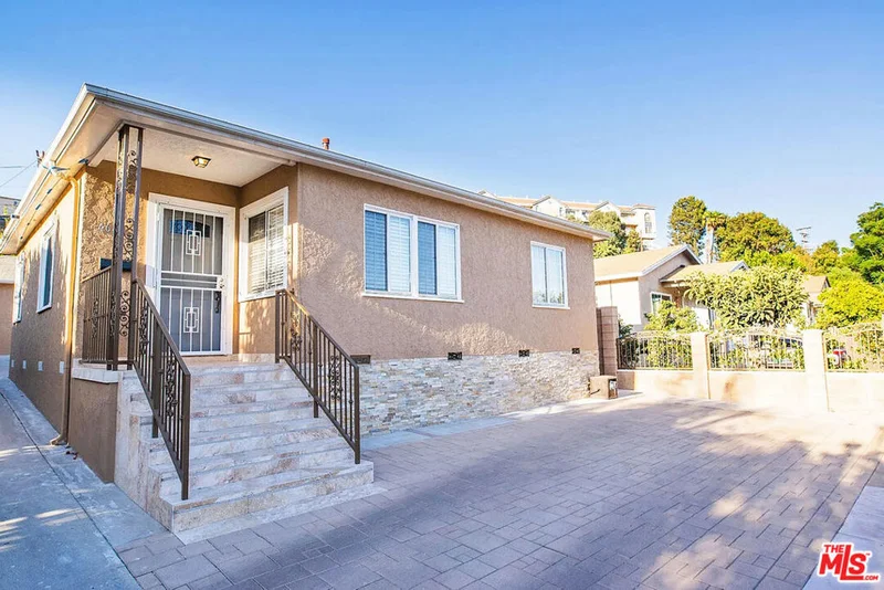 4645 Butterfly Lane