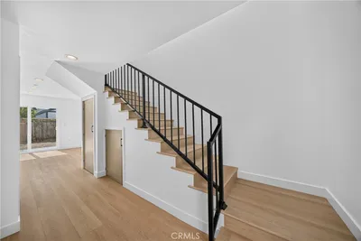 2939 1/2 10th Avenue photo 2
