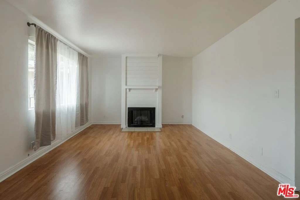 Interior 2