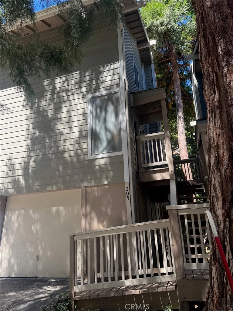 205 Cool Creek
