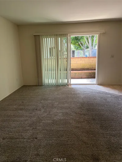 700 W La Veta photo 2