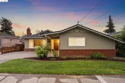 871 Joaquin Ave