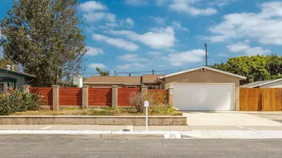 870 Darrell St