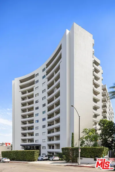 7250 Franklin Avenue 616