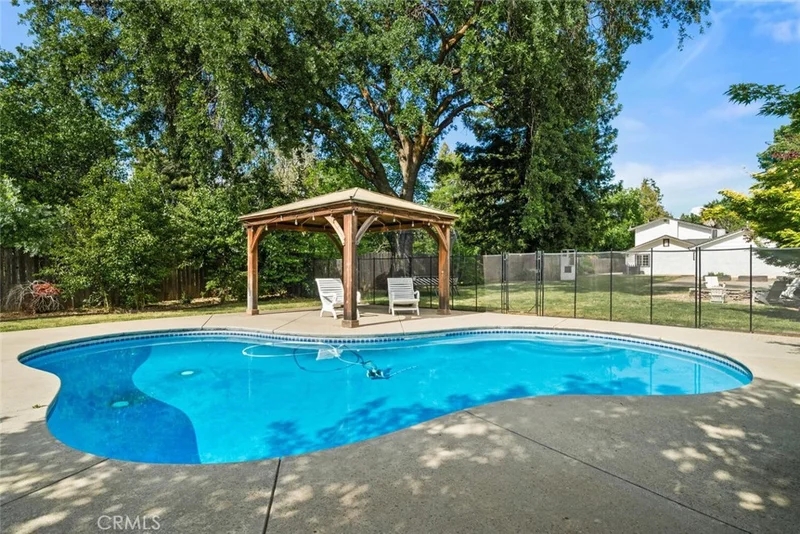 Photo 2 of 2897 Cussick Avenue