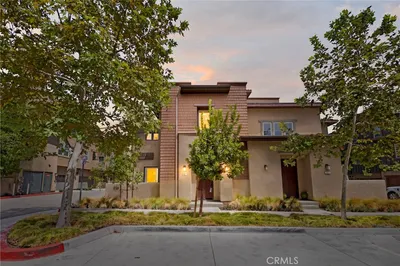7427 Solstice Place