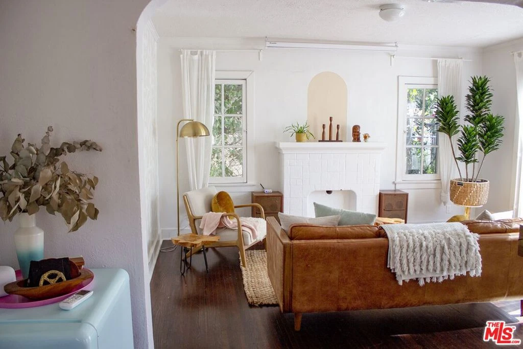 Interior 2