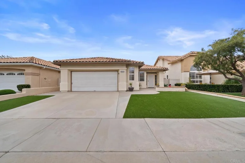 1619 Fairway Oaks Avenue