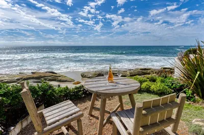 7136 Vista Del Mar Ave