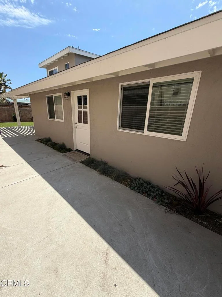 1164 Shelburn Lane photo 2
