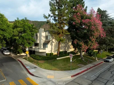 1734 N Verdugo 10