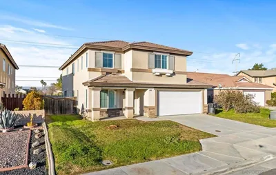 4190 Rainbow View Way