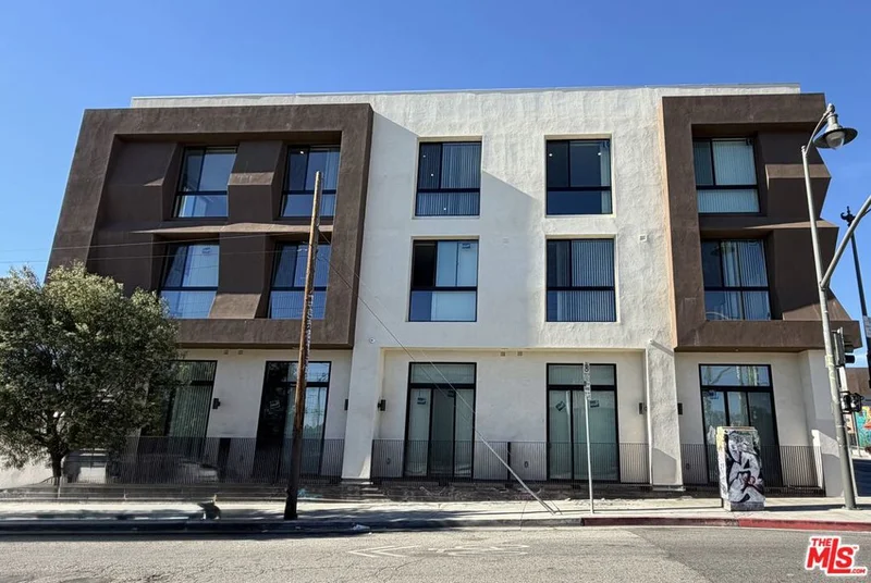 1870 E 1st Street 202