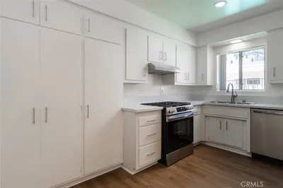 4653 Fulton 2