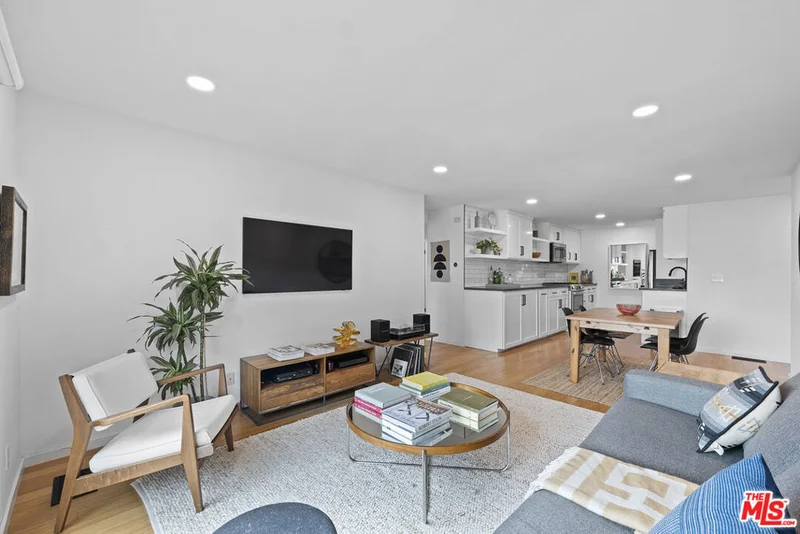 2714 Auburn Street 103