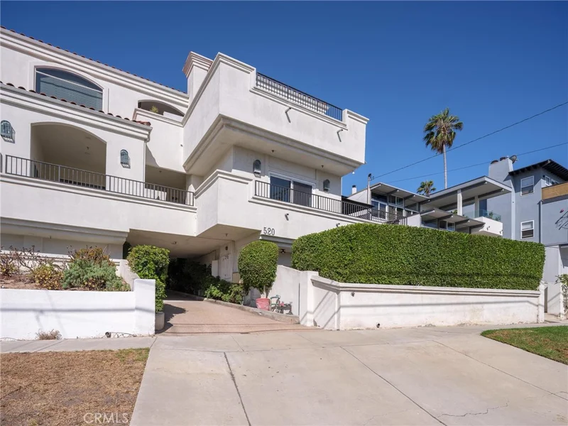Photo 2 of 520 N Guadalupe Avenue A