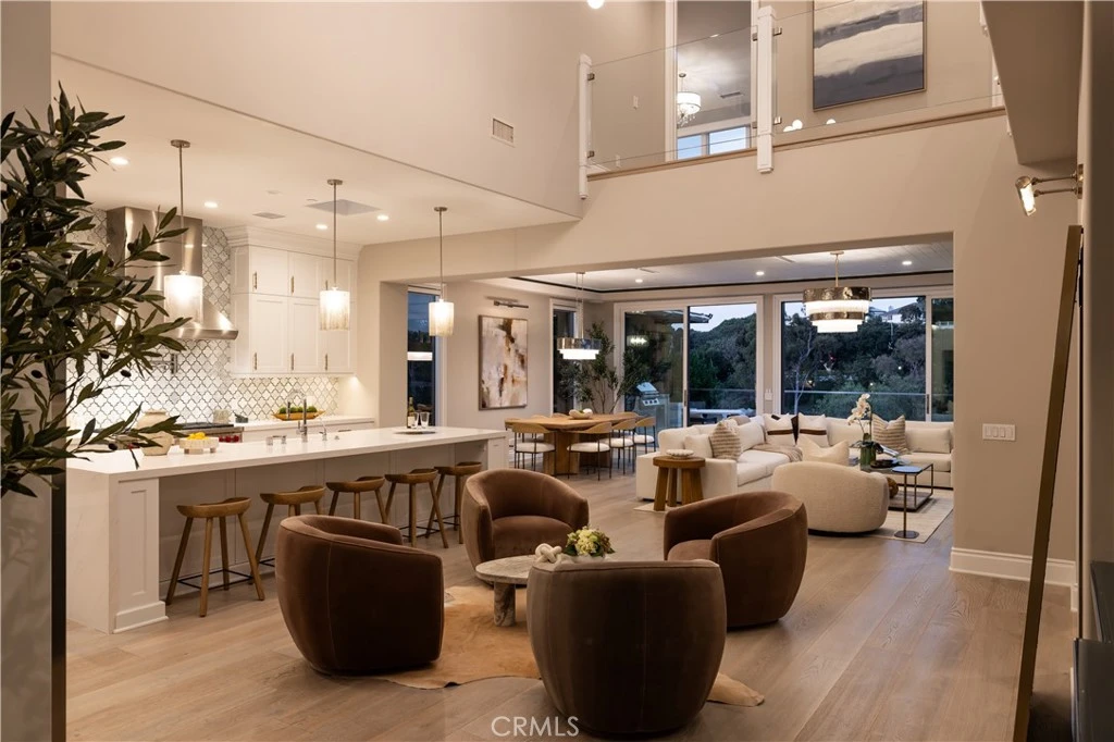 Interior 2
