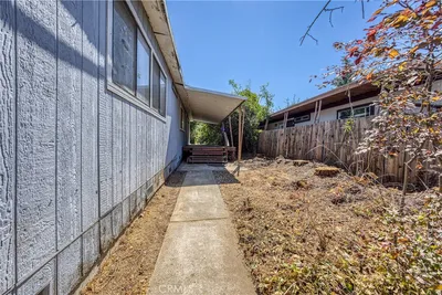 13942 Apple Lane photo 2