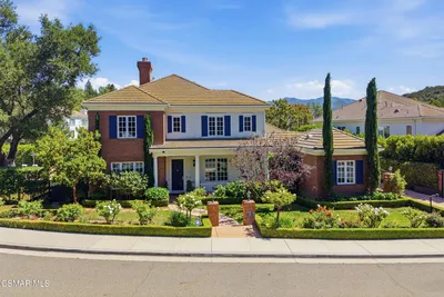 210 Lake Sherwood Drive