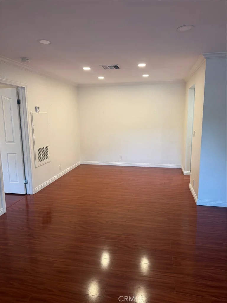 25611 Indian Hill photo 2