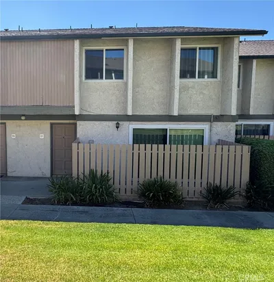 2300 S Hacienda E5