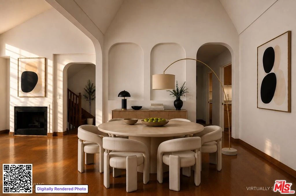 Interior 4