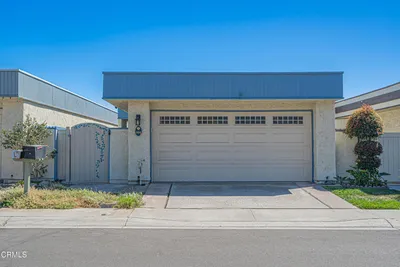 144 Seaspray Way