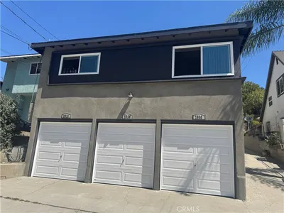 2836 Budau Avenue 2838