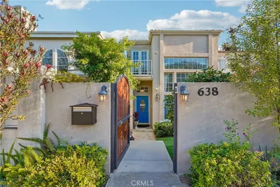 638 Rosecrans Avenue