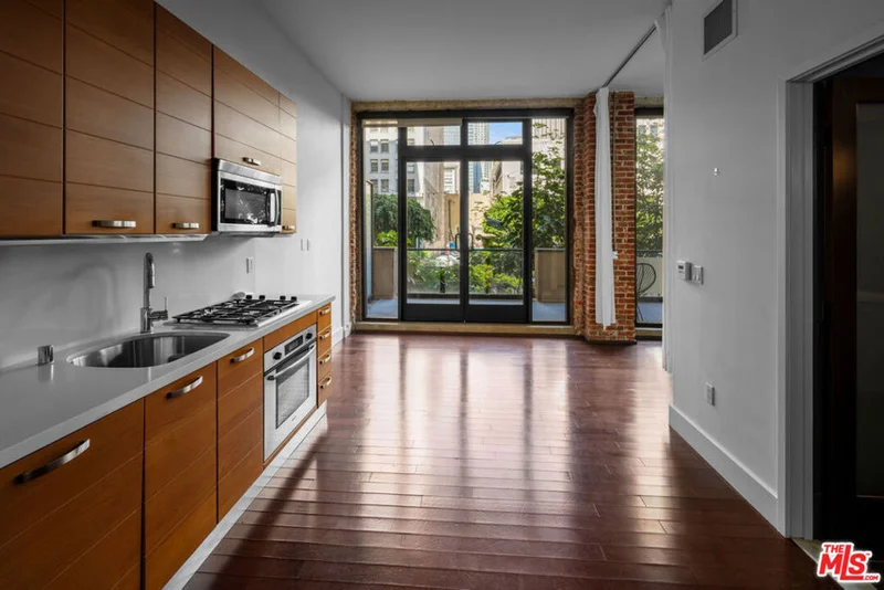 Photo 2 of 460 S Spring Street 205